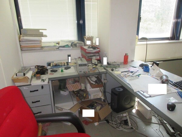 2#6975 Arredi da ufficio e attrezzature di laboratorio in vendita - foto 23