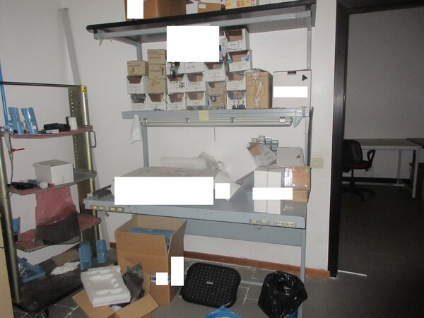 2#6975 Arredi da ufficio e attrezzature di laboratorio in vendita - foto 44