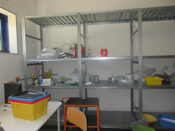 2#6975 Arredi da ufficio e attrezzature di laboratorio in vendita - foto 47