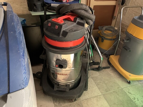 1#6983 Attrezzatura e prodotti per pulizie professionali in vendita - foto 4