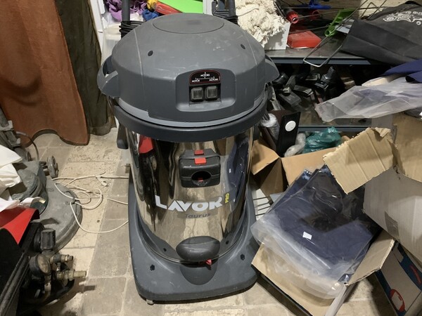 1#6983 Attrezzatura e prodotti per pulizie professionali in vendita - foto 13