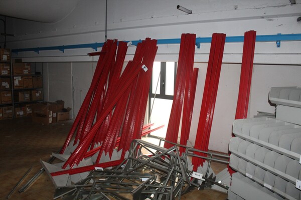 1#6988 Arredamento e attrezzatura da ufficio in vendita - foto 9