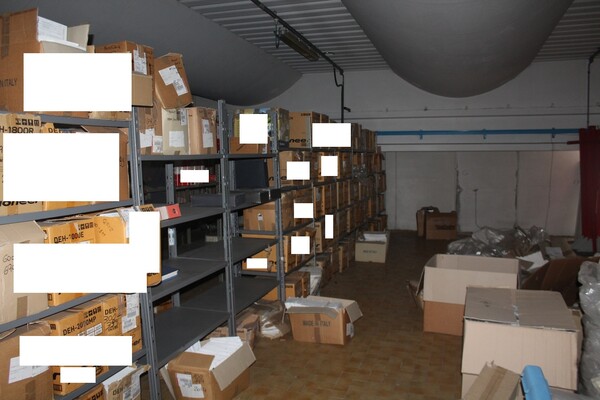 1#6988 Arredamento e attrezzatura da ufficio in vendita - foto 12