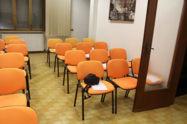 1#6988 Arredamento e attrezzatura da ufficio in vendita - foto 25