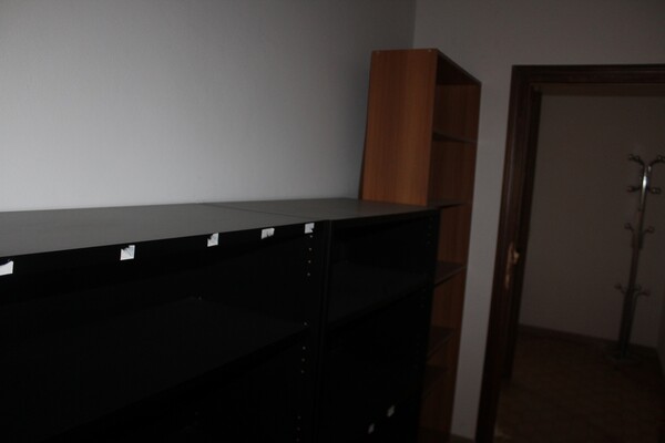1#6988 Arredamento e attrezzatura da ufficio in vendita - foto 35