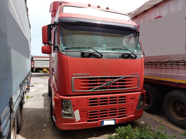 5#6996 Trattore stradale Volvo Truck in vendita - foto 2