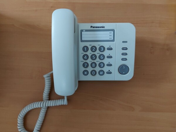 2#7003 Attrezzatura edile e mobili per ufficio in vendita - foto 8