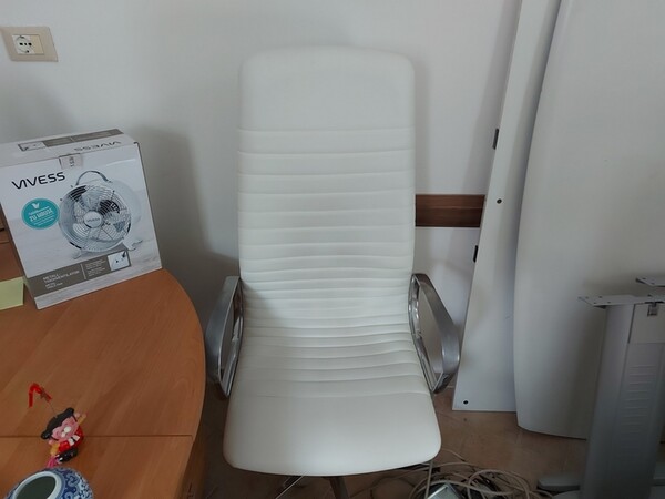 2#7003 Attrezzatura edile e mobili per ufficio in vendita - foto 18