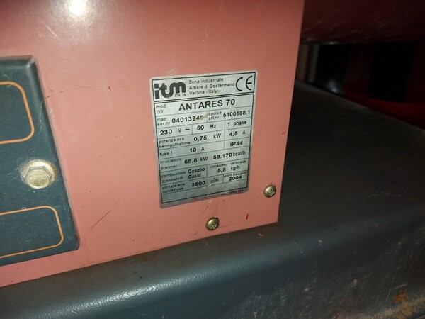 2#7003 Attrezzatura edile e mobili per ufficio in vendita - foto 31