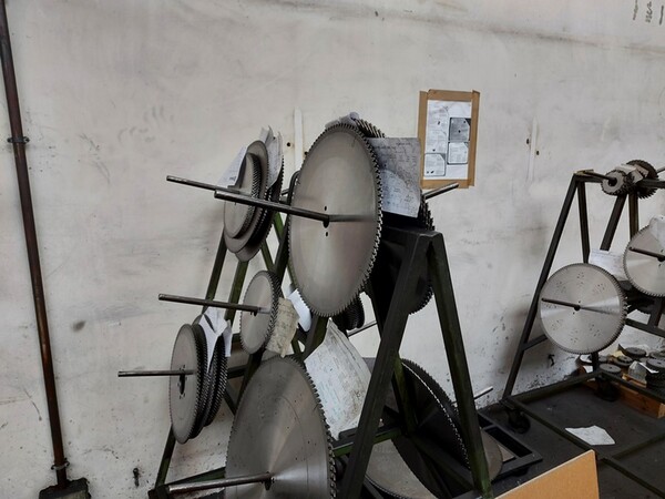 1#7004 Lame Inox e attrezzature officina in vendita - foto 12