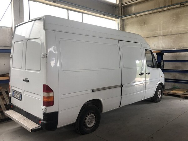 Autocarri in vendita