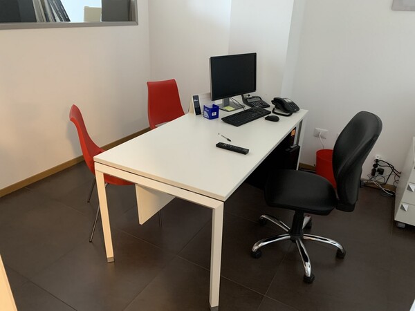 12#7007 Mobili e arredo ufficio in vendita - foto 2
