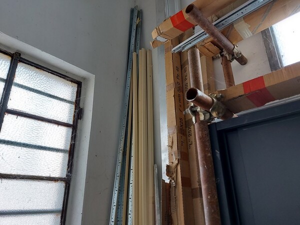 1#7010 Magazzino di materiale edile con attrezzature e utensili in vendita - foto 8