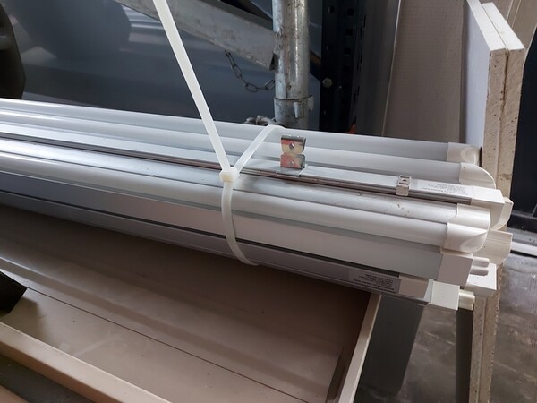 1#7010 Magazzino di materiale edile con attrezzature e utensili in vendita - foto 21