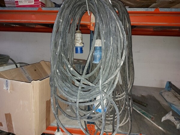 1#7010 Magazzino di materiale edile con attrezzature e utensili in vendita - foto 53