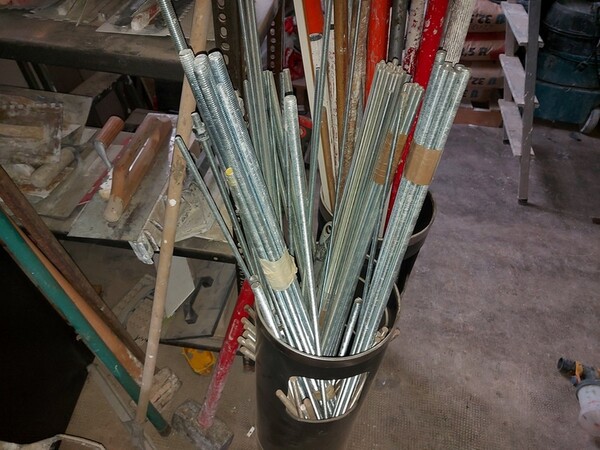 1#7010 Magazzino di materiale edile con attrezzature e utensili in vendita - foto 105