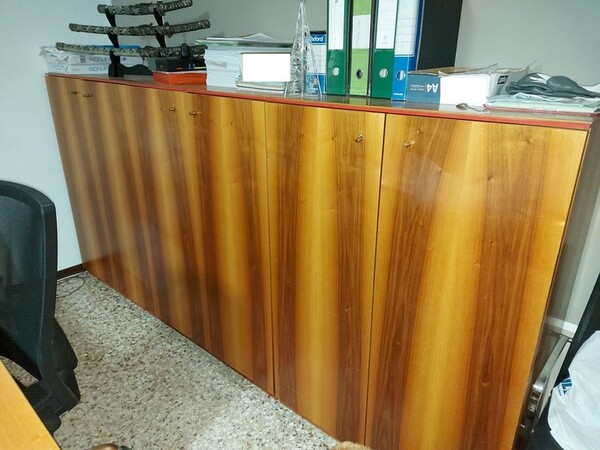 2#7010 Arredo e macchine elettroniche da uffico in vendita - foto 2