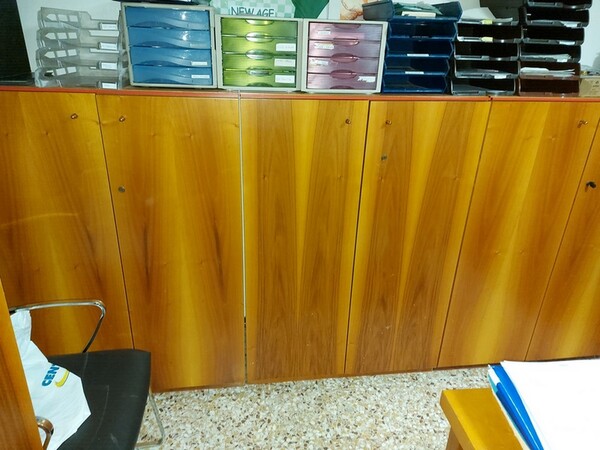 2#7010 Arredo e macchine elettroniche da uffico in vendita - foto 3