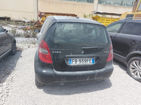 3#7021 Autovettura Mercedes A in vendita - foto 2