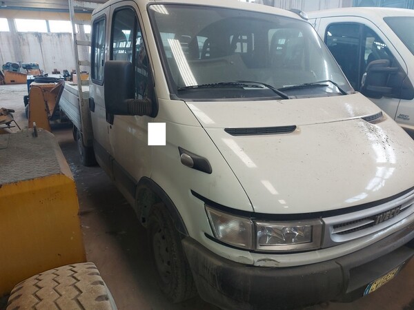 12#7028 Autocarro Iveco in vendita - foto 2
