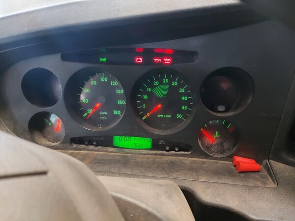 12#7028 Autocarro Iveco in vendita - foto 21