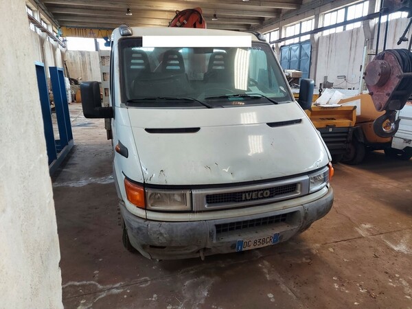 13#7028 Autocarro Iveco in vendita - foto 2
