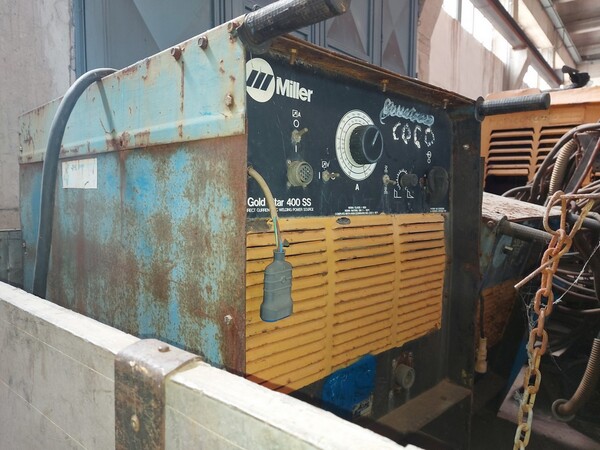 17#7028 Motocompressore Atlas e saldatrici in vendita - foto 7