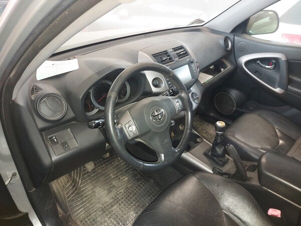 2#7028 Autovettura Toyota in vendita - foto 14
