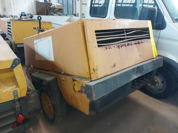 28#7028 Motocompressore Atlas Copco in vendita - foto 3