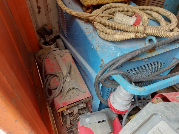 32#7028 Container e attrezzature industriali in vendita - foto 19