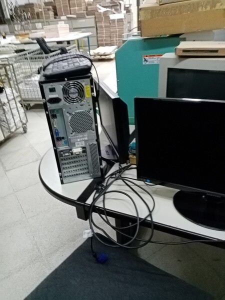 1#7030 Arredamento e macchine da ufficio in vendita - foto 40