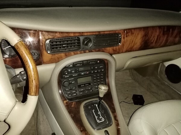 14#7030 Autovettura Jaguar in vendita - foto 12