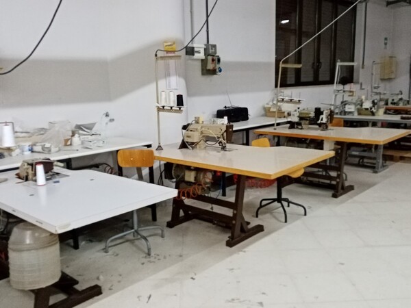 6#7030 Macchine da cucire e confezionare in vendita - foto 13