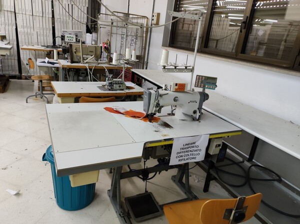 6#7030 Macchine da cucire e confezionare in vendita - foto 37