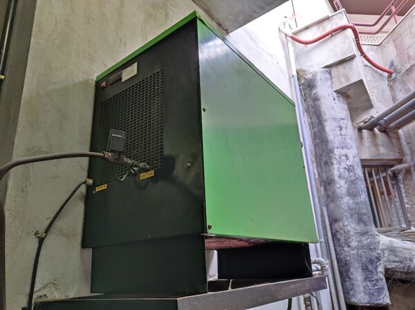 7#7030 Impianto elettrico aria compressa addolcitore acqua in vendita - foto 7