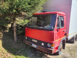 Fiat truck and refrigerated counters - Lot 0 (Auction 7031)