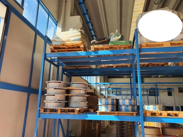 3#7040 Profilati in alluminio per produzione finestre in vendita - foto 4