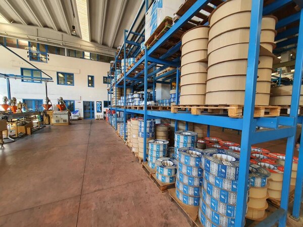 31#7040 Profilati in alluminio per produzione finestre in vendita - foto 8