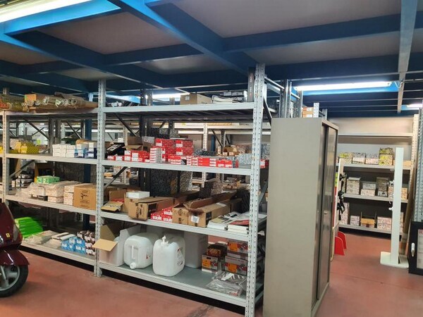 31#7040 Profilati in alluminio per produzione finestre in vendita - foto 13