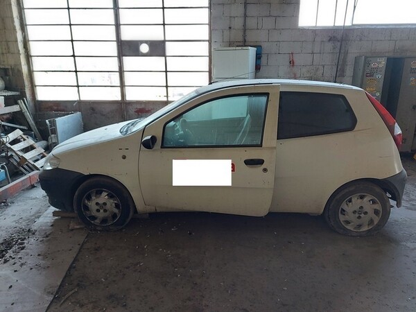 23#7042 Automobile Fiat Punto Van in vendita - foto 3