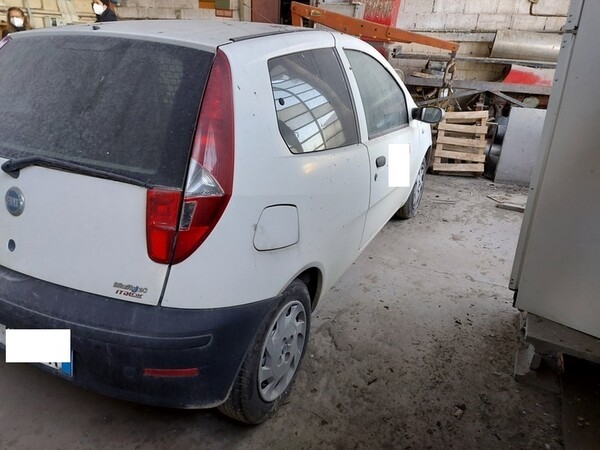 23#7042 Automobile Fiat Punto Van in vendita - foto 5