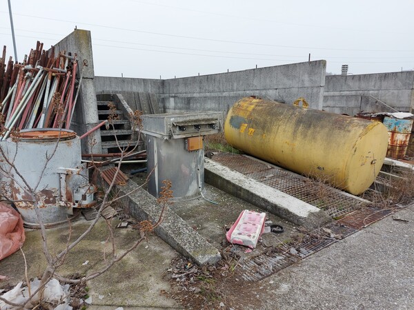 40#7042 Materiale ferroso e macchinari in disuso in vendita - foto 48