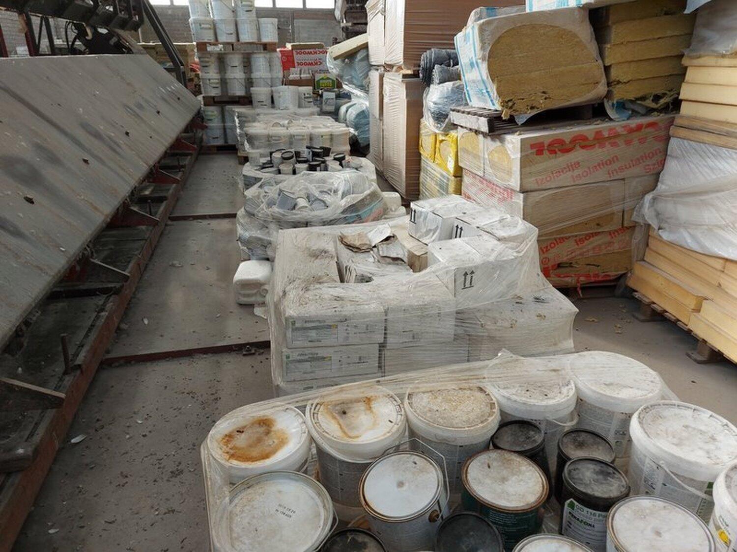 Lot Building materials