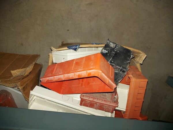 2#7043 Materiale elettrico in vendita - foto 70
