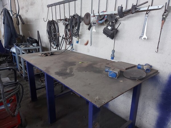 3#7049 Arredi e attrezzature per officina e ufficio in vendita - foto 16
