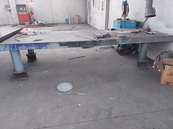 3#7049 Arredi e attrezzature per officina e ufficio in vendita - foto 22