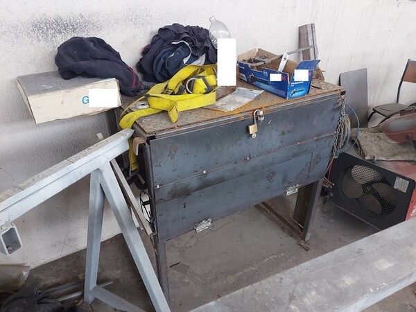 3#7049 Arredi e attrezzature per officina e ufficio in vendita - foto 28
