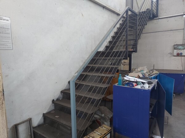 3#7049 Arredi e attrezzature per officina e ufficio in vendita - foto 55