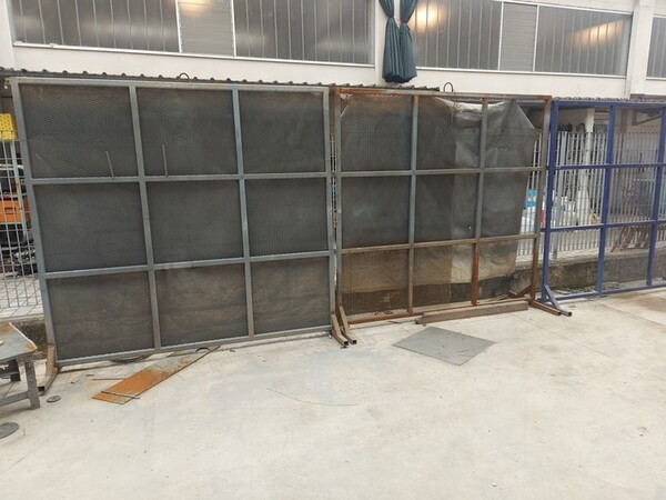 3#7049 Arredi e attrezzature per officina e ufficio in vendita - foto 61