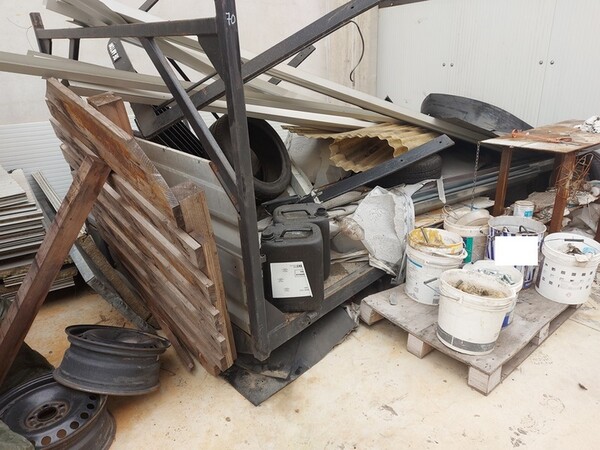 3#7049 Arredi e attrezzature per officina e ufficio in vendita - foto 62